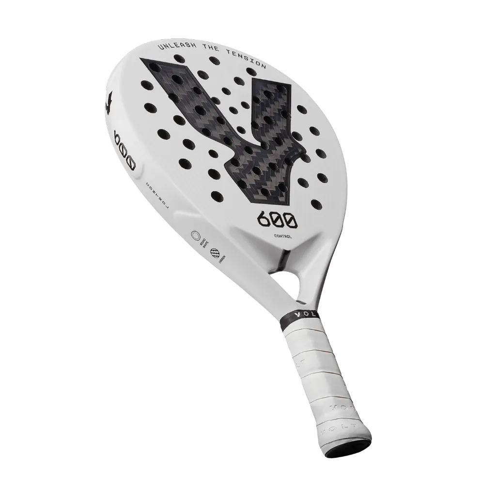 racket-volt-600-v5-angle-view.webp