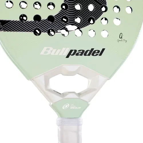 raquette-de-padel-Bullpadel-elite-2027-coeur2_c4af6132-c783-43ce-83ba-d29a43a22f0d.webp